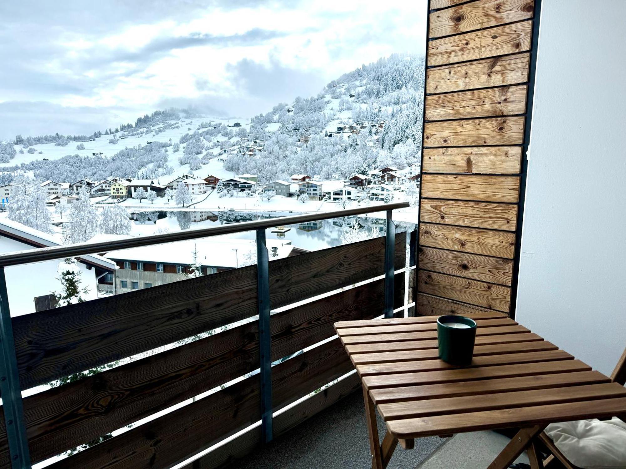 Studio Mit See- Und Bergblick ラア エクステリア 写真